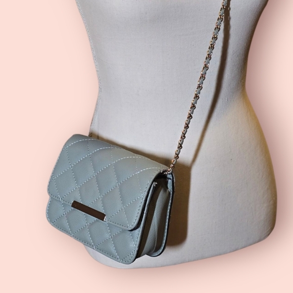 Powder Blue Quilted Women's Bag Set Includes 2 Bags - Picture 5 of 12